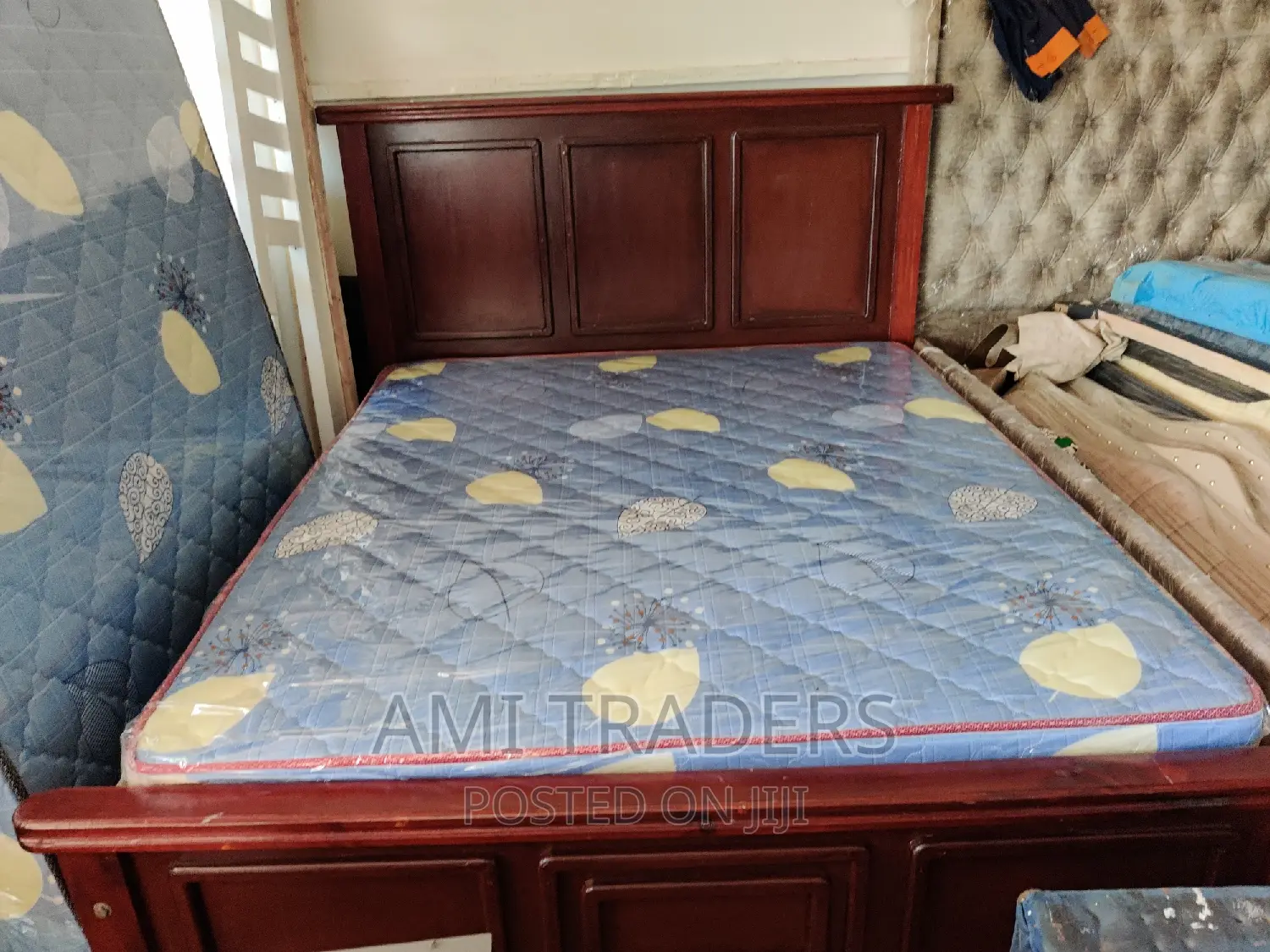 Brown Luxury Bed (5*6)