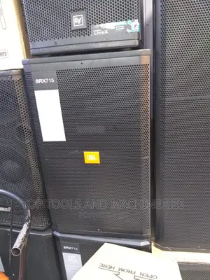 JBL Srx715 Midrange/Midbass Speaker.