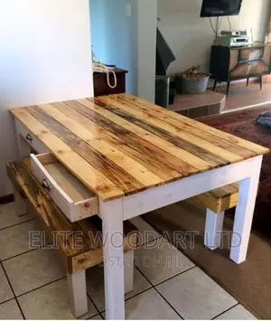 Restaurants Best Dinning Table