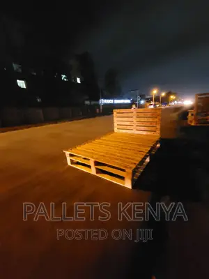 Pallet Bed- 5*6 Detachable and Blazed Pallet Bed. (DC02)