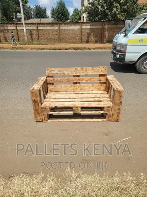 Pallet Sofa- 2 Seater Pallet Sofa. (DL011)