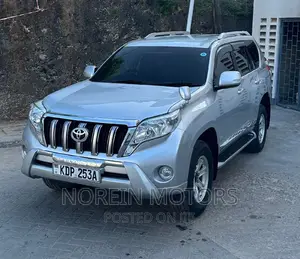 Toyota Land Cruiser Prado 2016 Silver