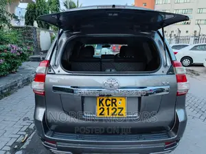Toyota Land Cruiser Prado 2012 Brown
