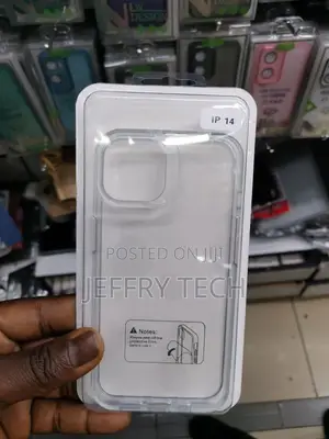 iPhone 14 Case Ultra Slim (Clear)