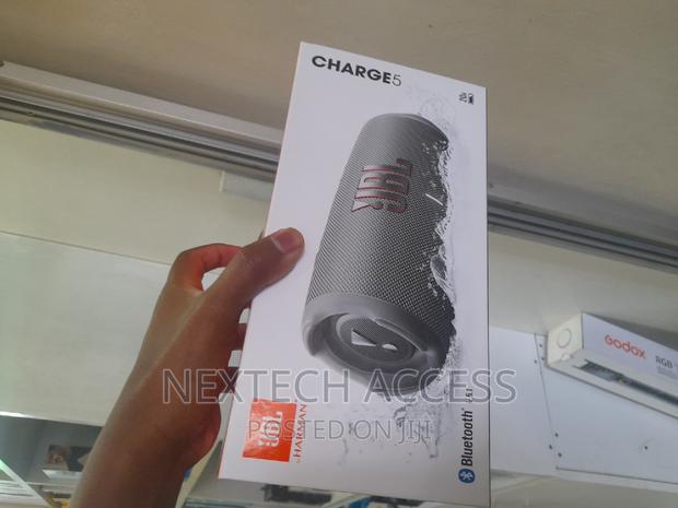 JBL Charge 5 - thumbnail 2