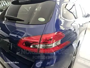 Peugeot 308 2017 Blue