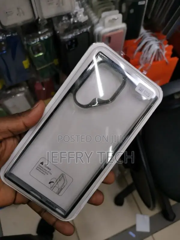 Hard Shell Case for Samsung Galaxy S22 Ultra - Clear