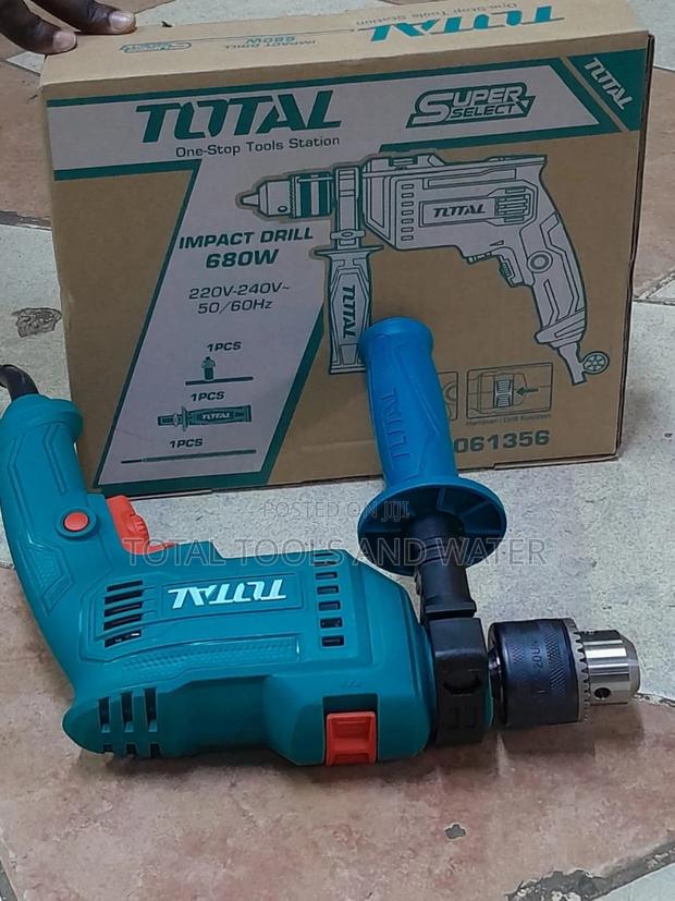 Total Hand Drill 680W 13mm Maximum Hold Drill Bit - main view