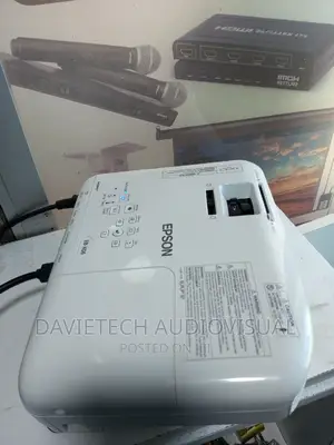 Rental Screens and Projectors