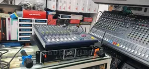 8 Channels Plain Mixer and 2000 Watts Peavey Amplifier