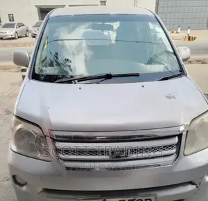Toyota Noah 2005 Windscreen