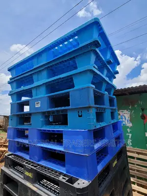 Plastic Pallets in Blue Colour - 1200*800*150mm