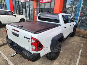 Aluminium Black Roller Shutter to Suit Toyota Hilux 2015-202