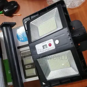 Cl-112 - Solar Street Lamp 200w Led 5000mah High Capacity Li