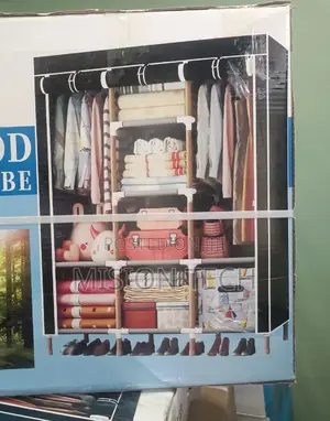 Wooden Wardrobe/3 Columns Wooden Wardrobe 3 Columns