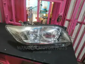 Toyota Vanguard Xenon Head Lamp, Ex Japan Original Parts