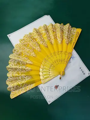 Yellow Lace Handheld Fan