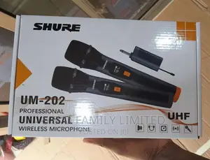 Shure UM-202 Professional Universal Wireless Microphone