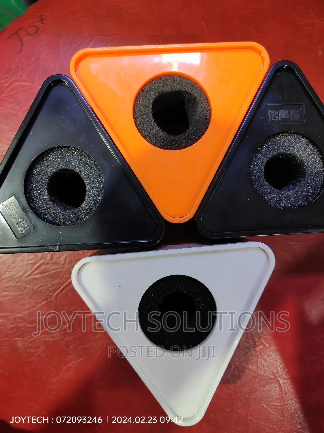Microphone Sigh Holder Flag.