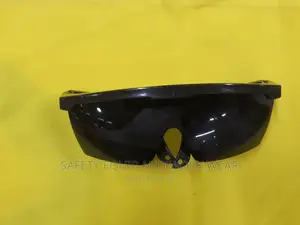 Durable Safety Glasses With Comfortable Fit
