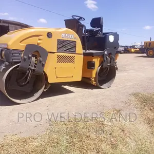 6 Tonne Roller/Compactor Hire