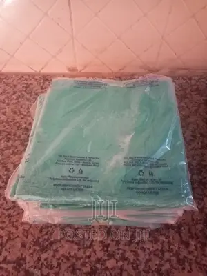 Trash Bags( a Pack of High Quality 8 Piece Trashbags)