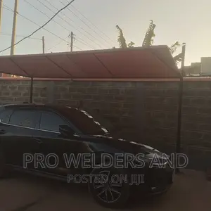 Simple Carshade