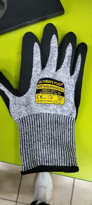 Safety Gloves 🧤