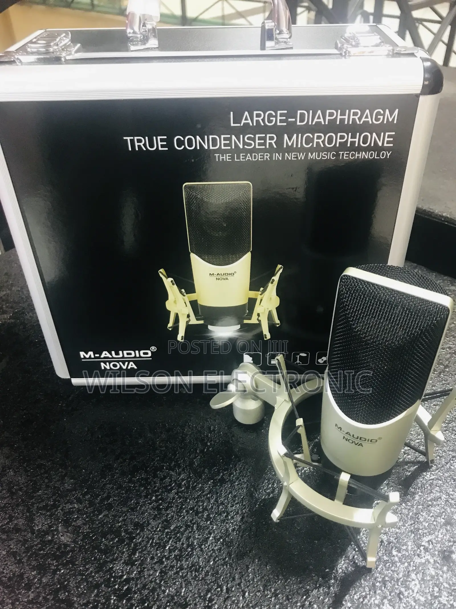 M-Audio Nova/ Studio Mic