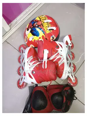 Skating Shoe With Helmet and Protective Guards