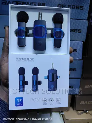 iPhone Wireless Lapel/ Lavalier Microphone. Universal
