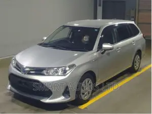 Pre-owned 2018 Toyota Corolla Fielder - Silver