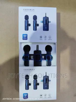 Camera Professional 3 in 1 Wireless Lavalier Microphone .