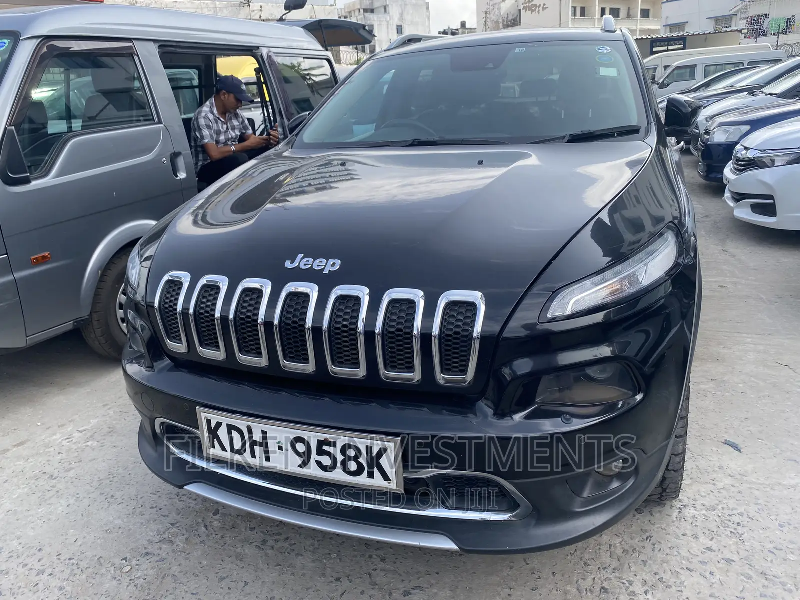 Jeep Cherokee 2015 Black