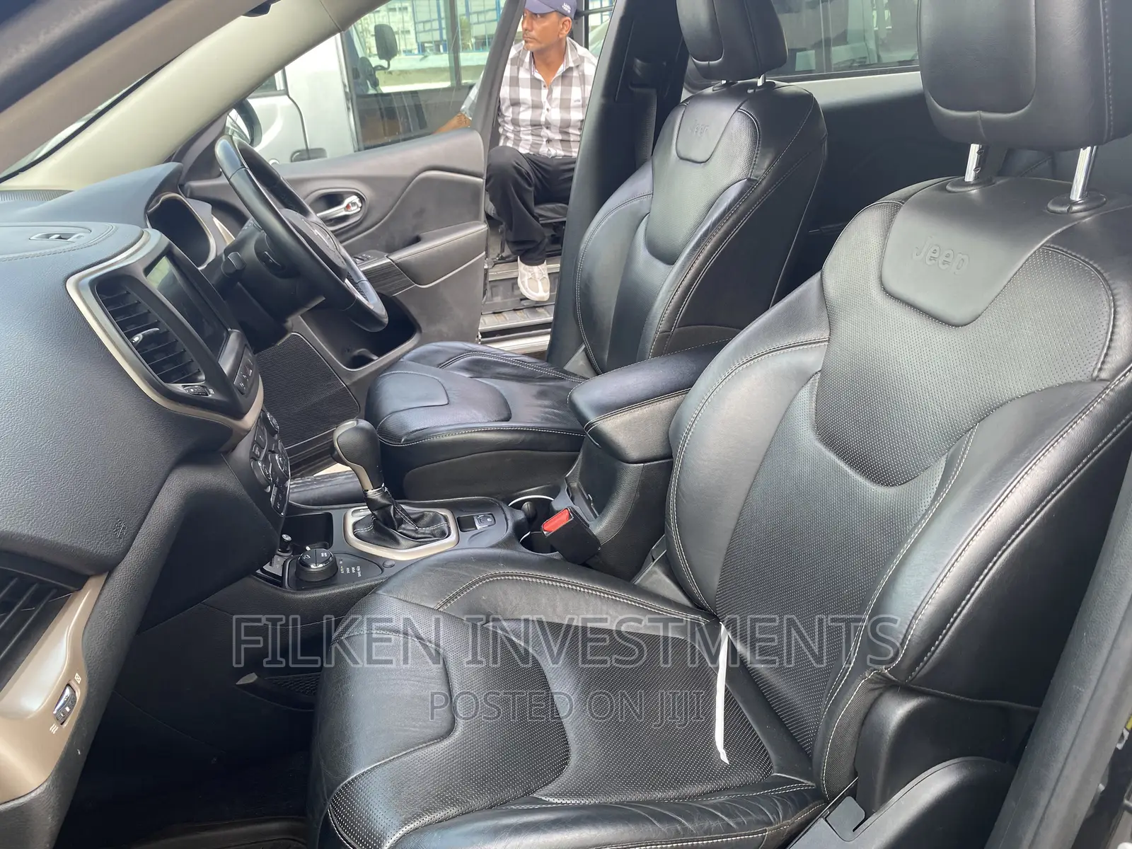 Jeep Cherokee 2015 Black