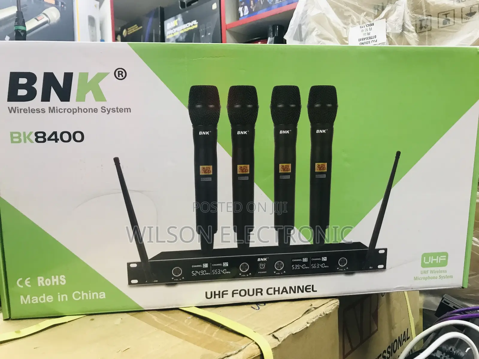 BNK Bk8400. 4 in 1 Digital Microphone