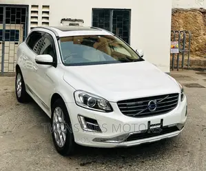 Volvo XC60 T5 Dynamic AWD 2017 White