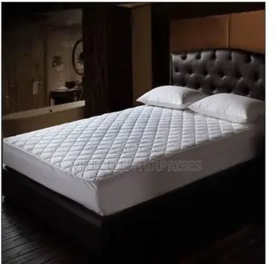Quilted Waterproof Mattress Protector/ Mattress Cover 5*6