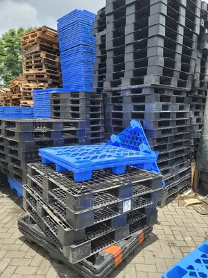 Pallets - Storage Pallets - Wooden Pallets - Plastic Pallets