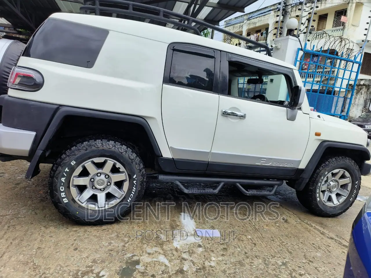 Toyota FJ Cruiser 2017 White