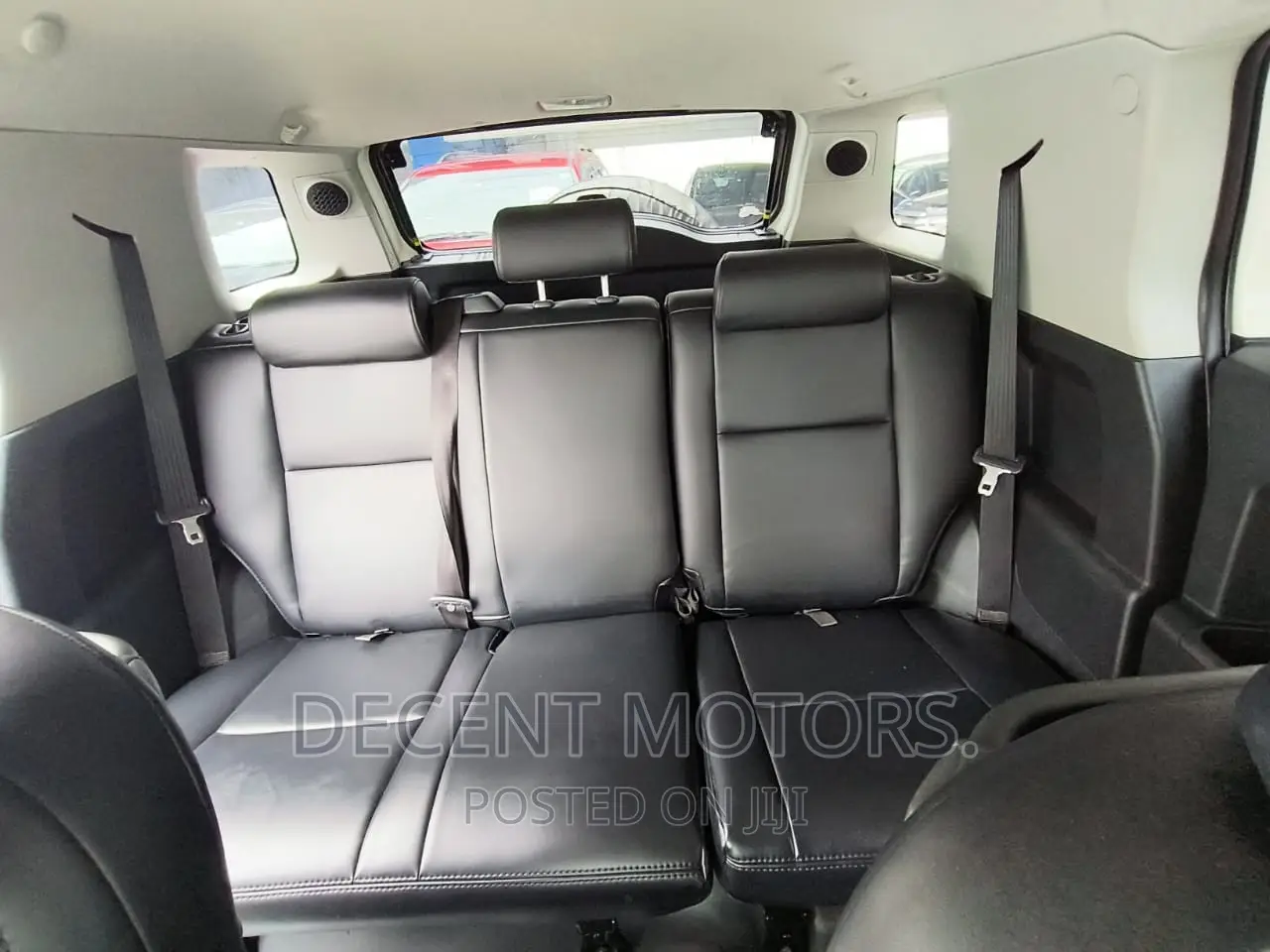 Toyota FJ Cruiser 2017 White
