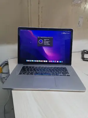 Laptop Apple MacBook Pro 16GB Intel Core I7 SSD 512GB
