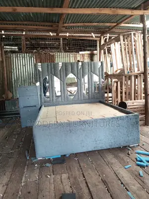 Grey 5/6 Mirror Bed