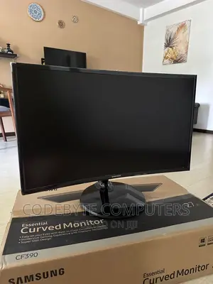Samsung Essential 27" FHD Curved Monitor