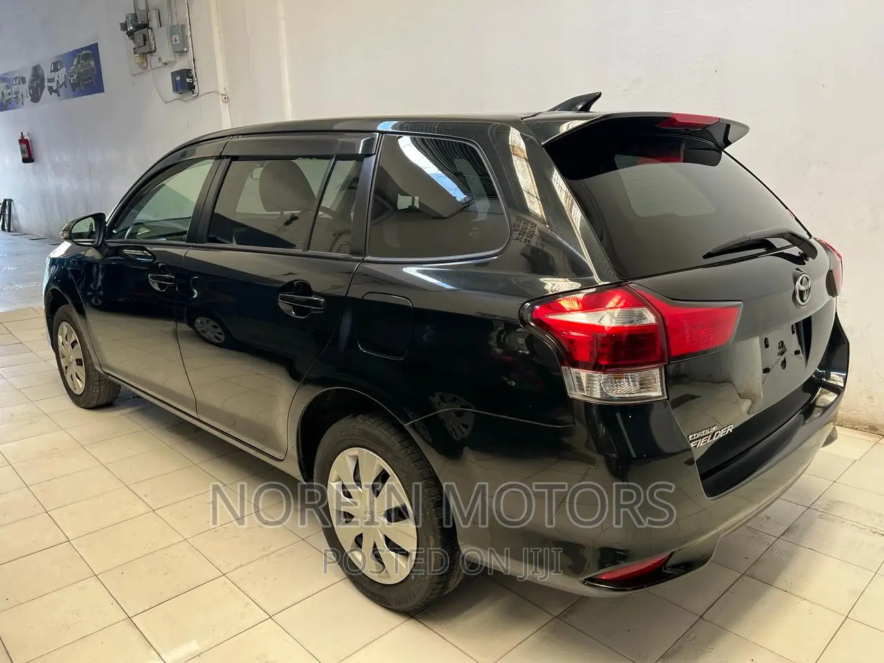 Toyota Corolla Fielder 2017 Gray