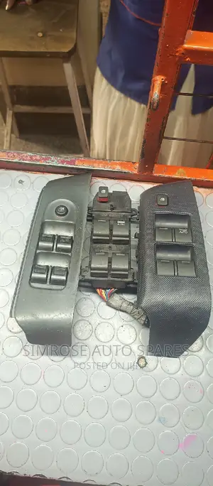 Honda Fit Main Door Switch.
