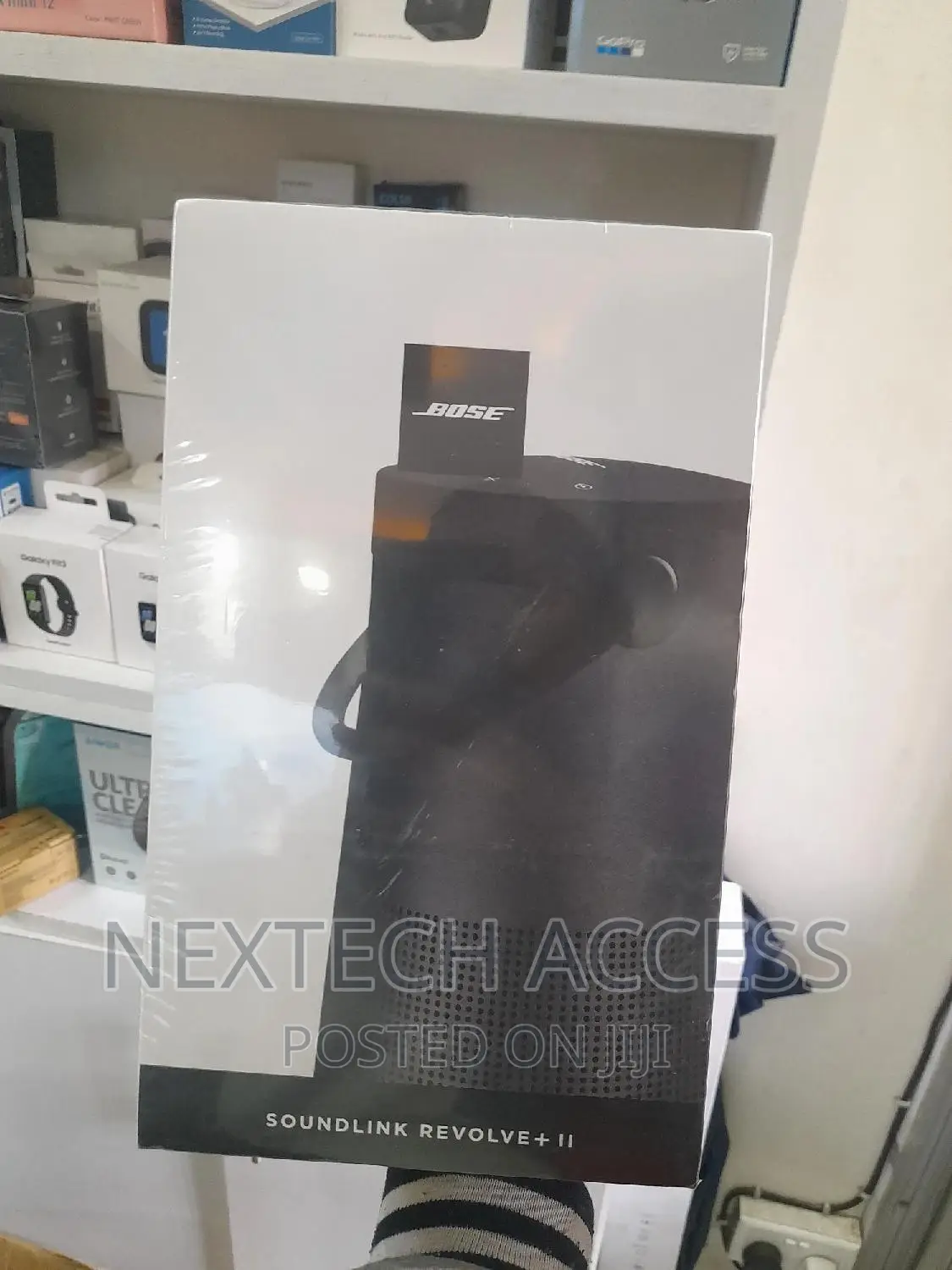 Bose Soundlink Revolve + 11 Bluetooth Speaker