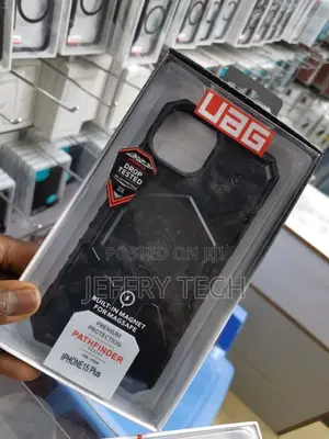 UAG Pathfinder Magsafe Case – Apple iPhone 15 Plus