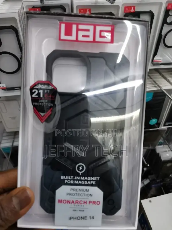UAG Pathfinder SE Case – Apple iPhone 14