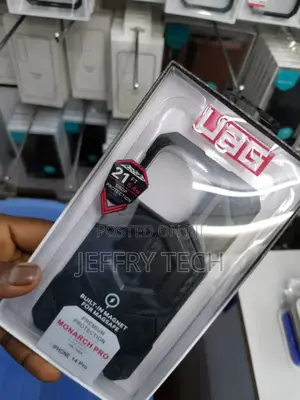UAG Pathfinder SE Case – Apple iPhone 14 Pro